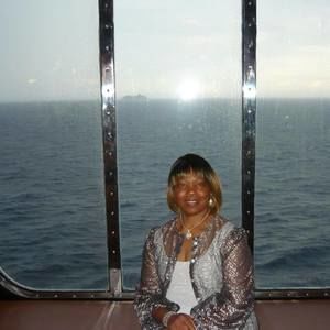 Meet your Posher, Lillie